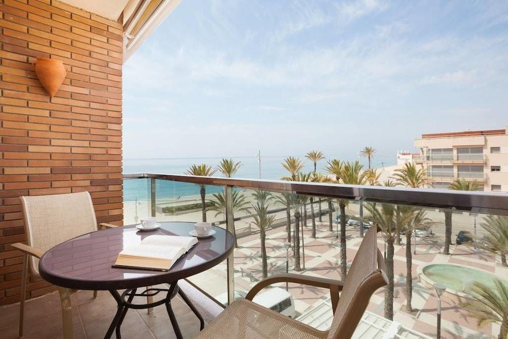 Akira Flats Diagonal Mar Apartments Barcelona Exterior photo